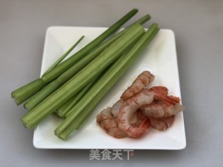 Fried Shrimp with Celery recipe