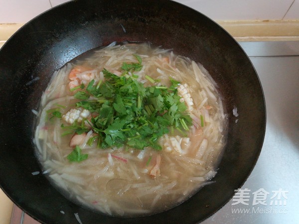 Radish Stewed Seafood recipe
