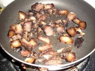 Stir-fried Bacon with Lettuce recipe