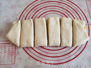 Coconut Twisted Bread Rolls recipe