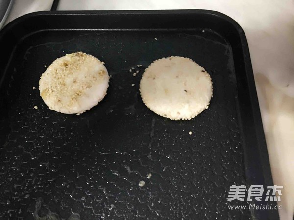 Sesame Corn Glutinous Rice Cake recipe
