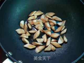 Stir-fried Chicken Fillet with Black Pepper and King Pleurotus recipe