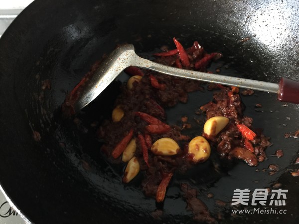 Spicy Bone Hot Pot recipe