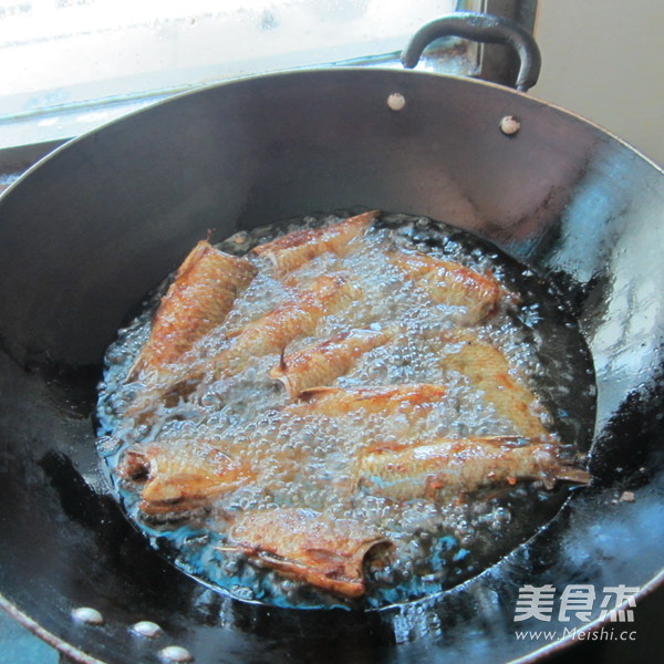 Crispy Crucian Carp recipe