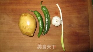 【wooden Cuisine】green Pepper Hot and Sour Potato Shreds recipe