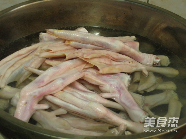 Stewed Duck Feet recipe