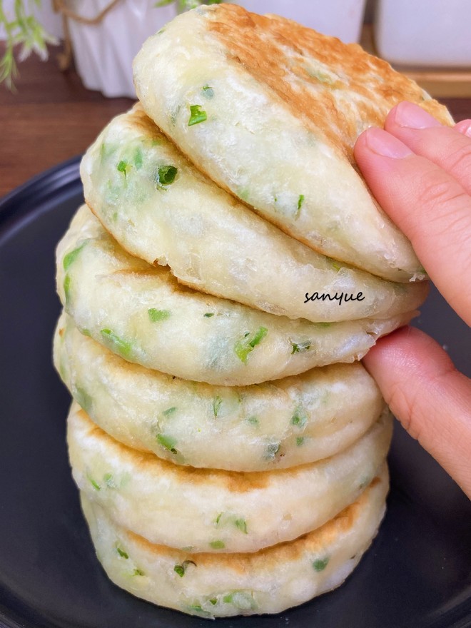 How Soft and Soft The Lazy Version of The Scallion Fragrant Pasta is A Recipe for Zero Failure with Detailed Video Explanation recipe