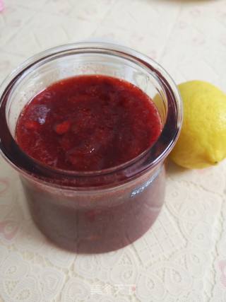 Wolfberry Strawberry Jam recipe