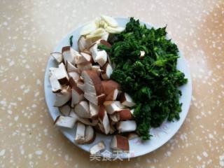 Shepherd's Purse and Mushroom Tofu Soup recipe