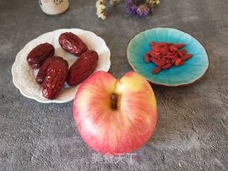 Red Dates, Wolfberry and Apple Soup recipe