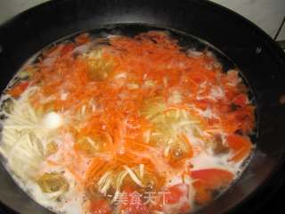 Tomato Beef Noodle Soup recipe