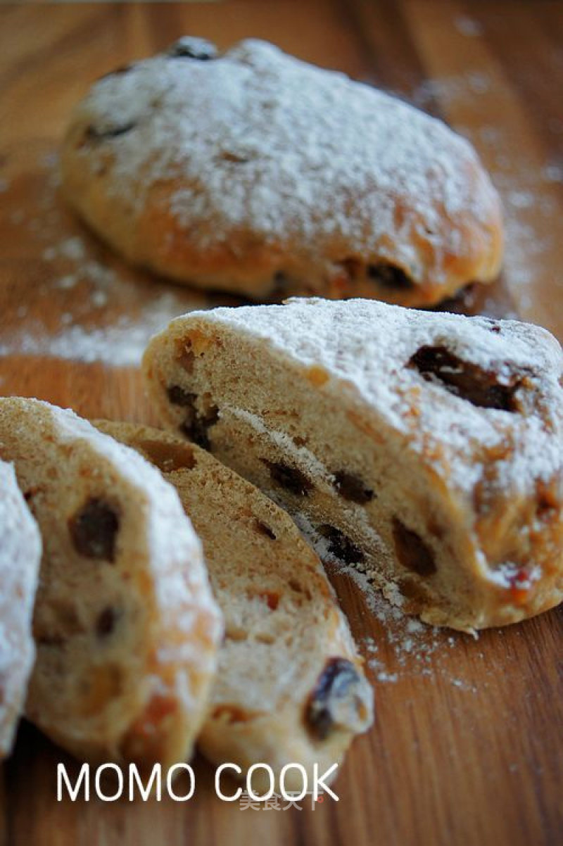 Oatmeal Dried Fruit Bread recipe