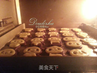 #四session Baking Contest and is Love to Eat Festival# Cute Little Panda Biscuits recipe