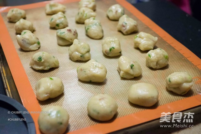 Chive Chicken Biscuit Cookies recipe