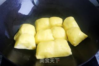 Pan-fried Northeast Sticky Bean Buns recipe