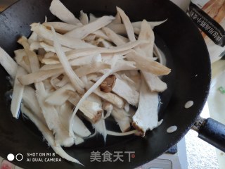 Appetizers with Oyster Sauce and Cumin Pleurotus Eryngii recipe