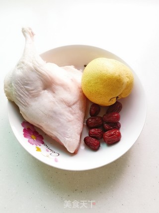 Duck Legs, Red Dates and Pear Soup recipe