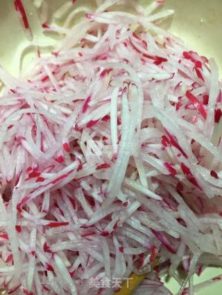 Skillfully Mixed Carrot Shreds recipe