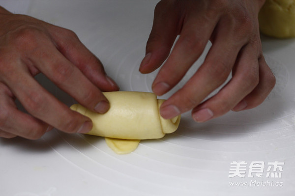 Simple Butter Roll (hand-kneaded Version) recipe