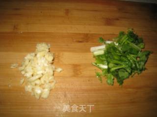 Stir-fried Dried Radish with Lard Residue recipe