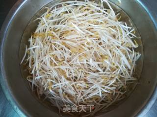Hot and Sour Mung Bean Sprouts recipe