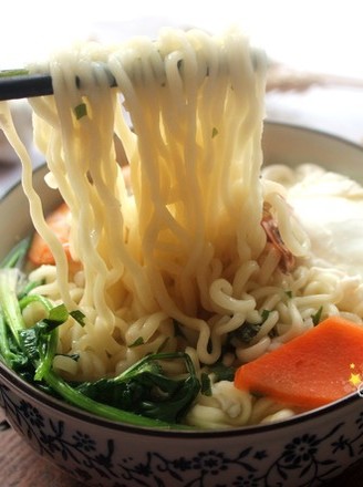 Fresh Shrimp and Beef Bone Soup Noodle#中卓牛骨汤面# recipe