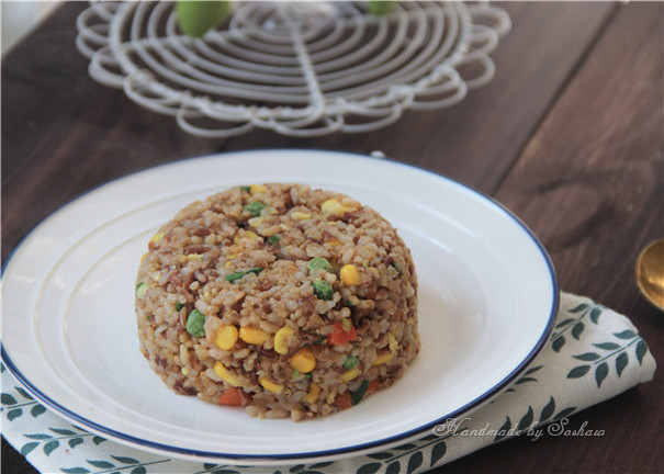 Fried Rice with Egg, Corn and Red Rice recipe