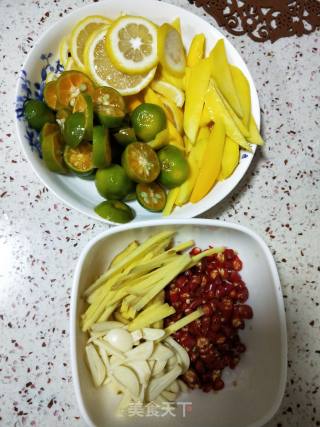 Lemon Green Mango Pickled Pepper Chicken Feet recipe