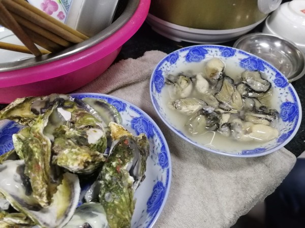 Steamed Garlic Oysters recipe