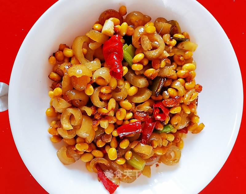 Stir-fried Pork Rind with Soybeans recipe