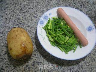 Stir-fried Lotus Root with Ham and Leek Flower recipe