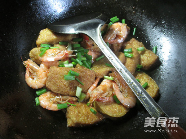 Braised Small Vegetarian Chicken with Shrimp recipe