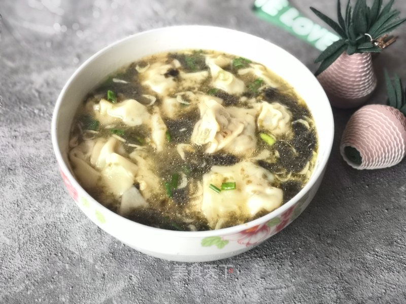 Large Wontons with Mushroom Minced Pork recipe