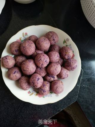 Sweet Potato Purple Sweet Potato Yuanzi recipe