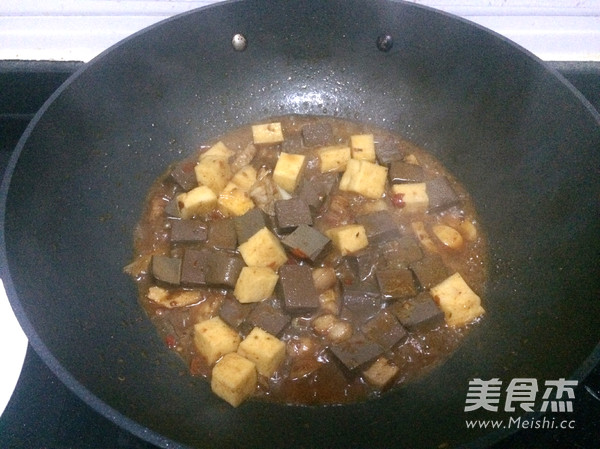 Spicy Duck Blood Tofu recipe