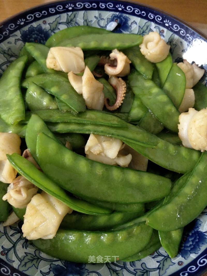 Fried Dried Squid with Snow Peas recipe