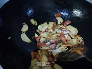 Pleurotus Eryngii with Sausage Potatoes recipe