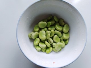 Broad Beans with Scallion Oil recipe