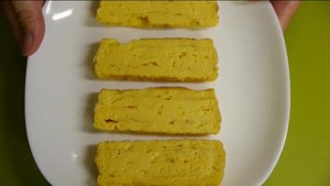 Spam Sushi Masubi Luncheon Meat and Sweet Egg Sushi by あっ, 之想グルメだ! recipe