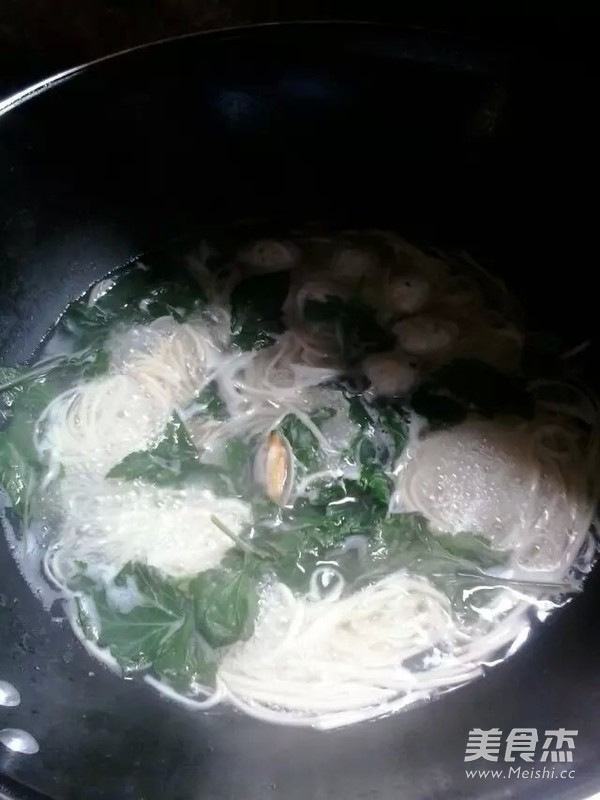 Clam Noodles recipe