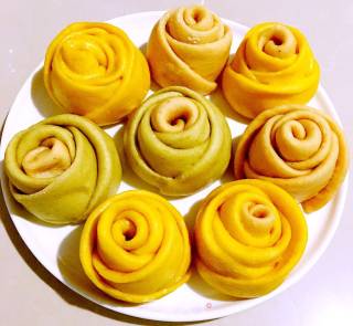 Colorful Rose Buns recipe