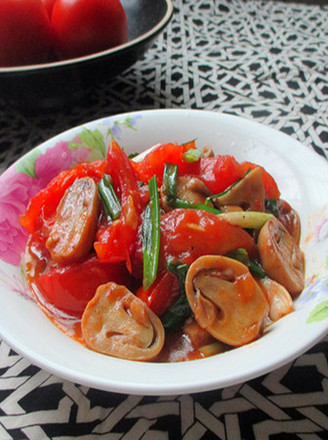 Stir-fried Straw Mushrooms with Tomatoes