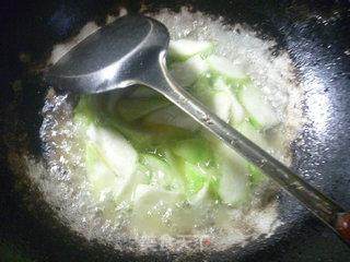 Stir-fried Mussels with Night Blossoms recipe