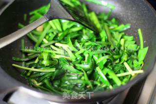 Fried River Prawns with Spring Leek recipe