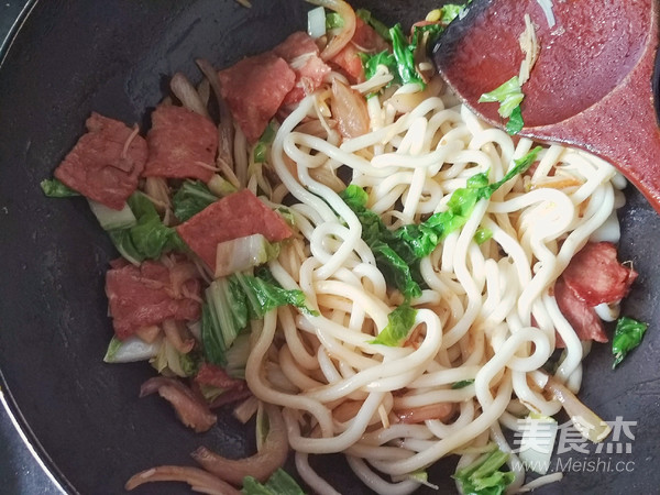 Fried Udon Noodles recipe