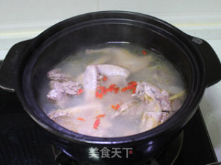 Stewed Pigeon Soup with Tianma recipe