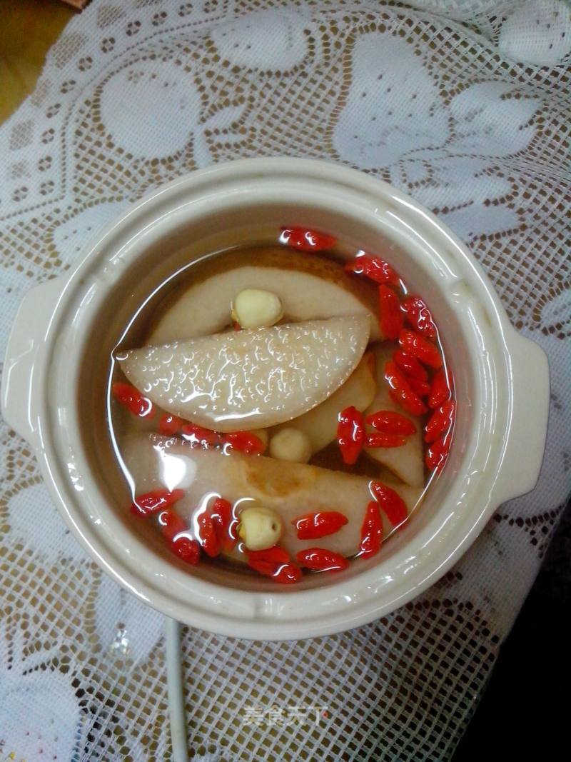 Lycium Barbarum and Lotus Seed Stewed Sydney recipe