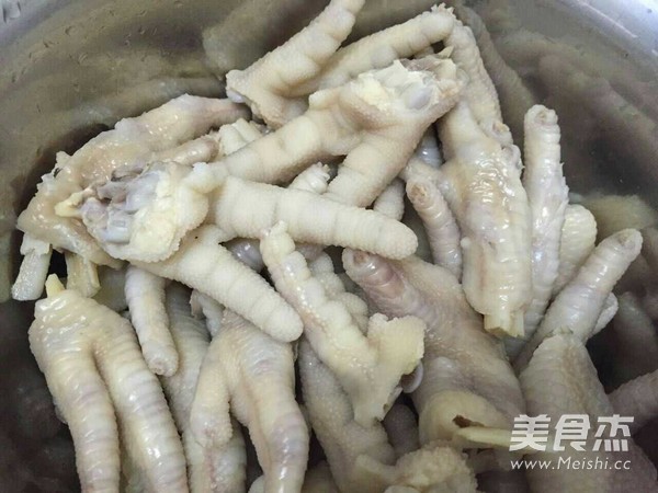 Braised Chicken Feet recipe