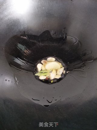 Stir-fried Shredded Pork with Milk Cabbage recipe