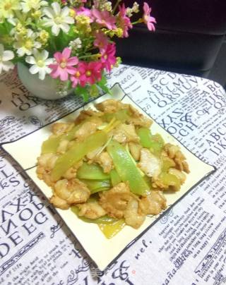 Stir-fried Pork with Lettuce recipe